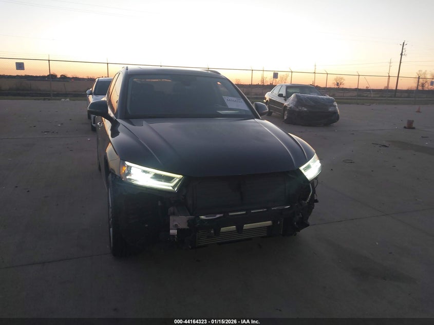 2018 Audi Q5 2.0T Premium/2.0T Tech Premium VIN: WA1BNAFY1J2212712 Lot: 44164323