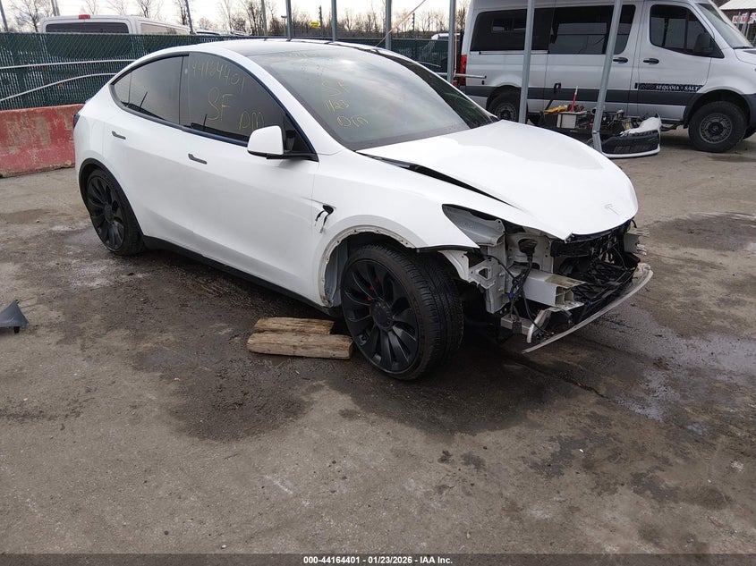 2022 Tesla Model Y Performance Dual Motor All-Wheel Drive