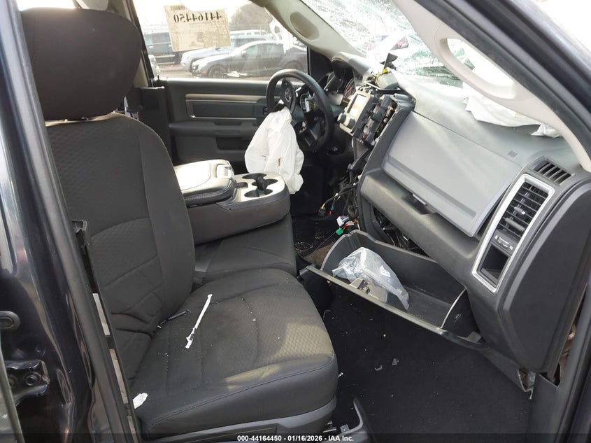 2020 Ram 1500 Classic Warlock 4X4 5'7 Box