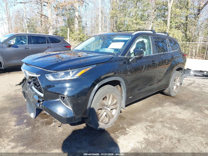2023 Toyota Highlander Hybrid Xle Bronze