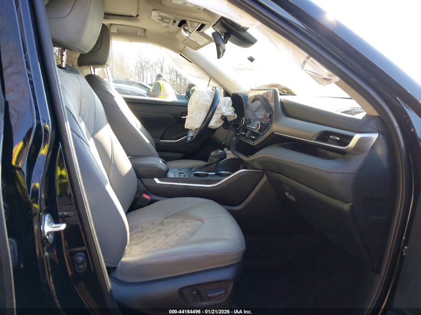 2023 Toyota Highlander Hybrid Xle Bronze