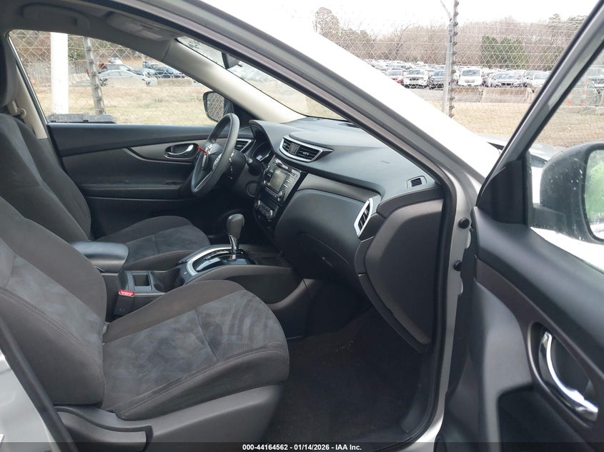 2015 Nissan Rogue Sv