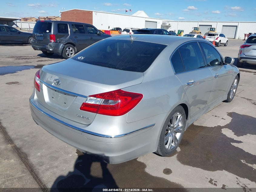 2013 Hyundai Genesis 3.8