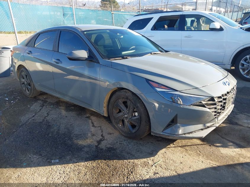 2022 Hyundai Elantra Sel