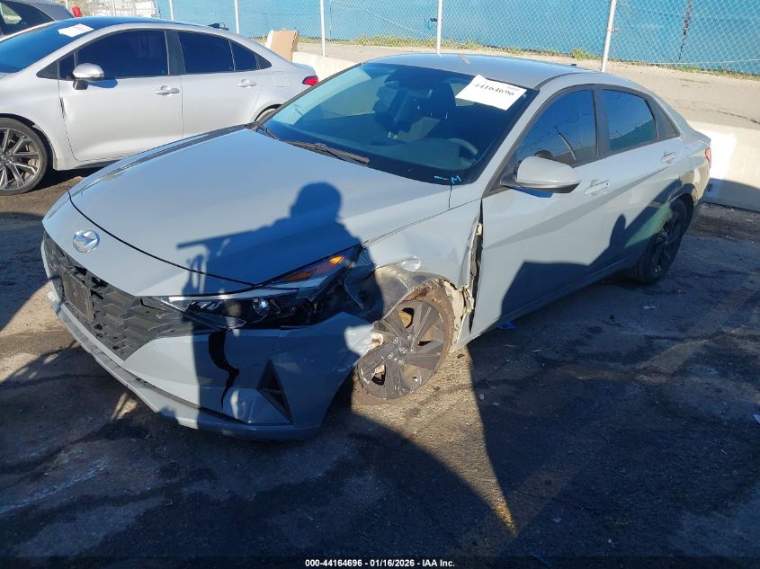 2022 Hyundai Elantra Sel