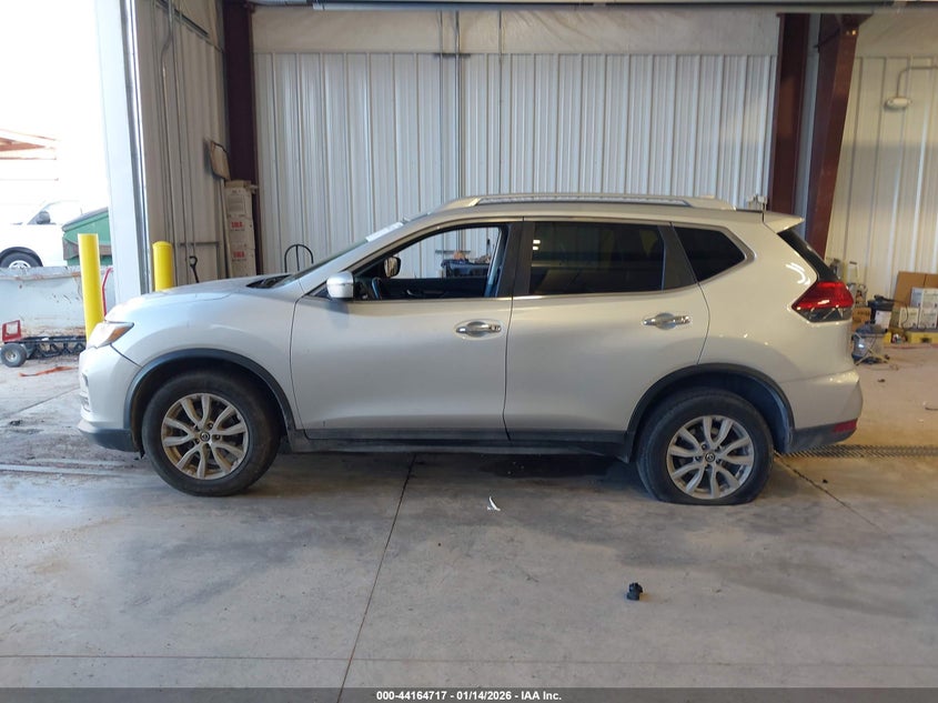 2017 Nissan Rogue Sv VIN: 5N1AT2MV4HC857828 Lot: 44164717