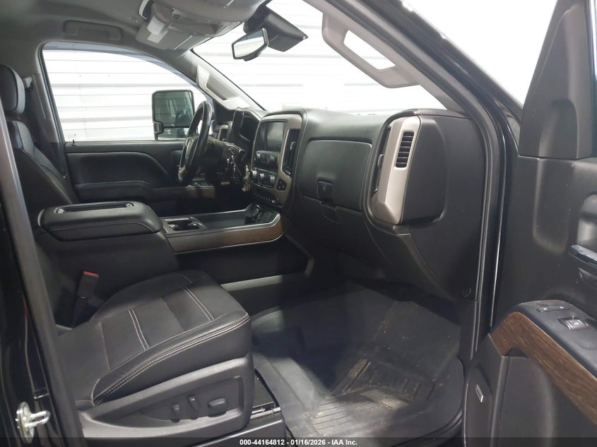 2017 GMC Sierra 2500Hd Denali