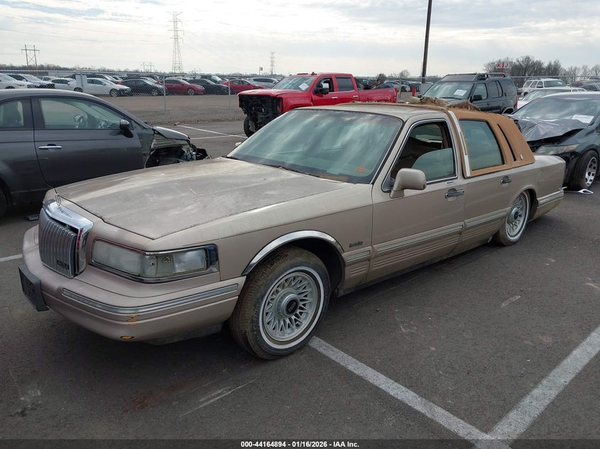 1997 Lincoln Town Car Executive