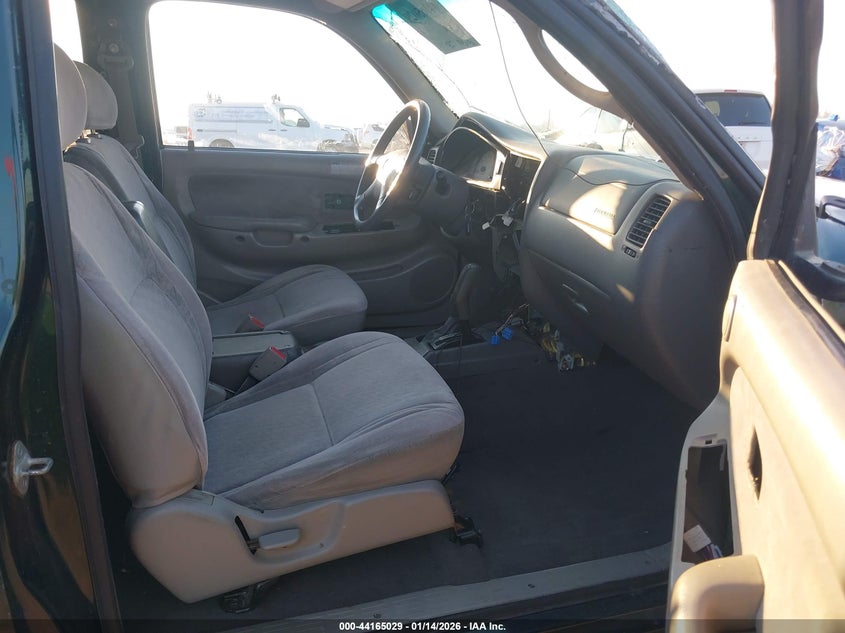 2001 Toyota Tacoma Base V6