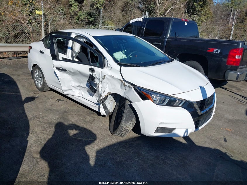 2020 Nissan Versa S Xtronic Cvt