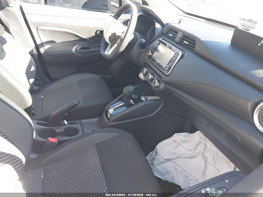 2020 Nissan Versa S Xtronic Cvt