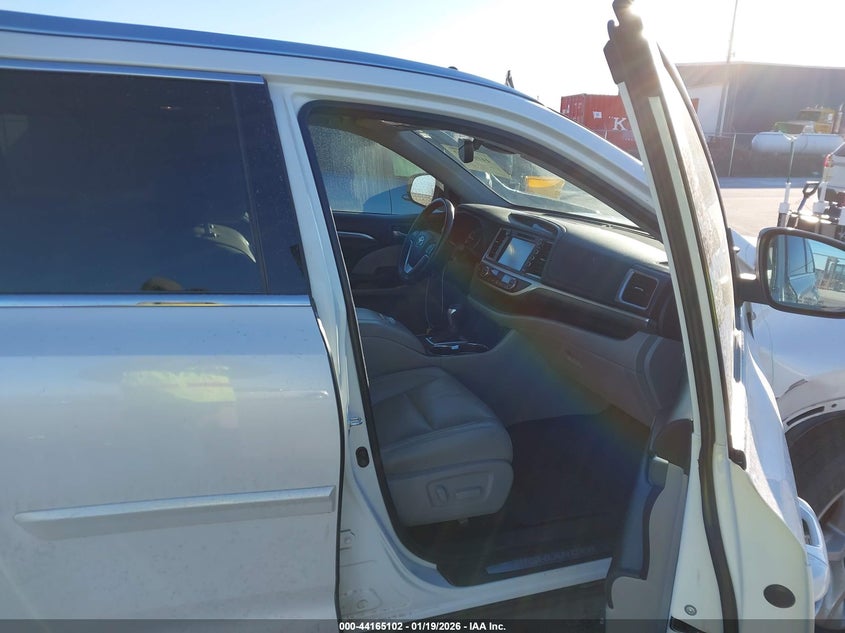 2017 Toyota Highlander Limited