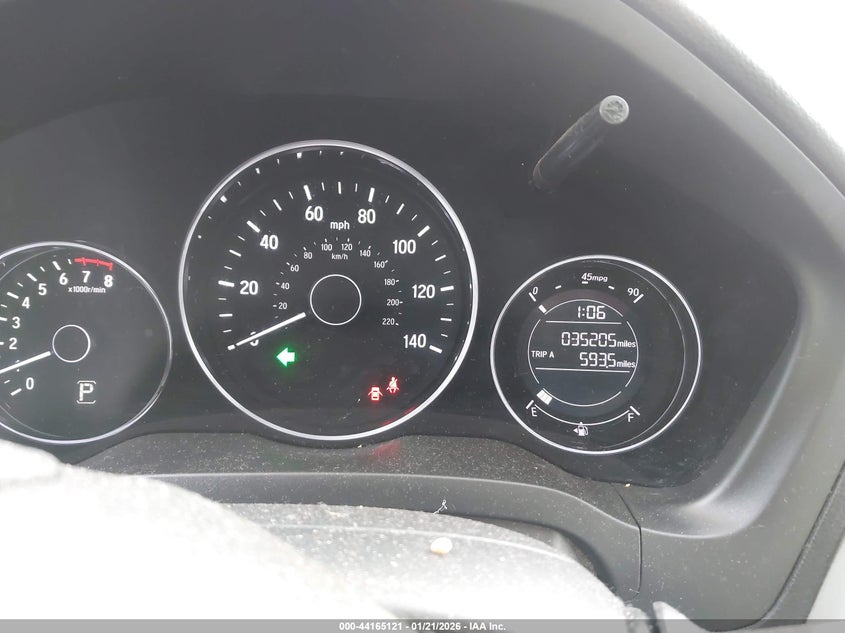 VIN 3CZRU5H30NM704236 2022 HONDA HR-V 2WD LX