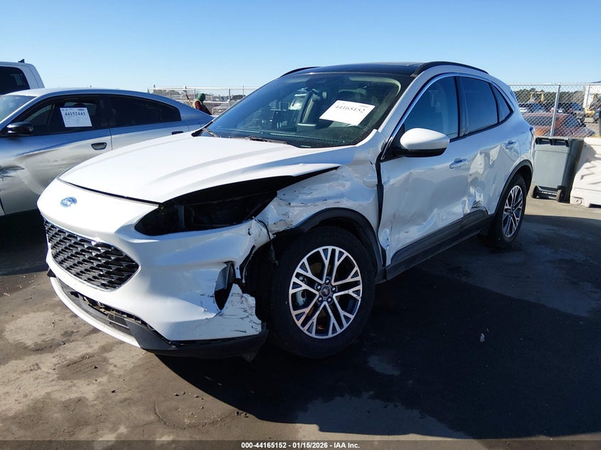 2020 Ford Escape Sel