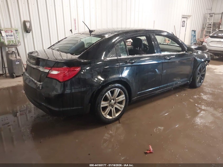 2014 Chrysler 200 Touring