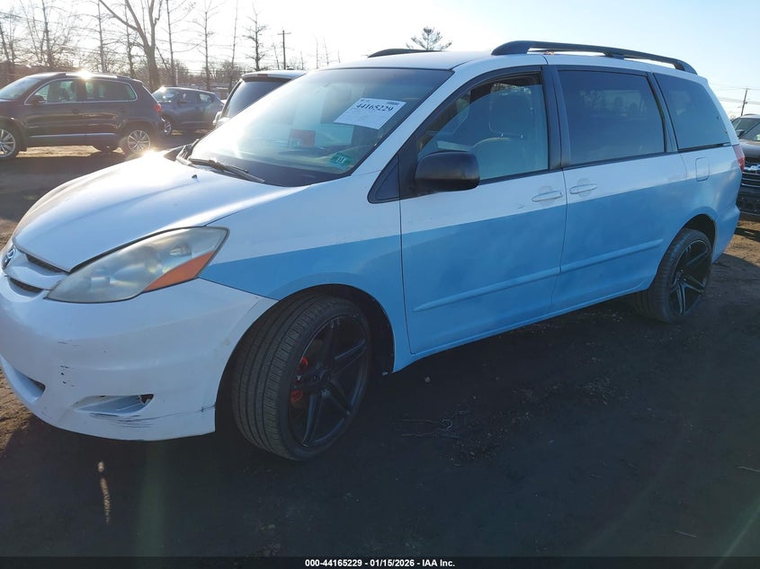 2009 Toyota Sienna Le