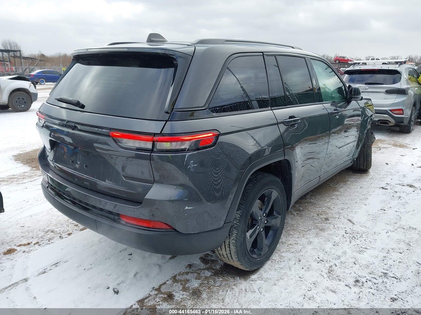 2023 Jeep Grand Cherokee Altitude 4X4