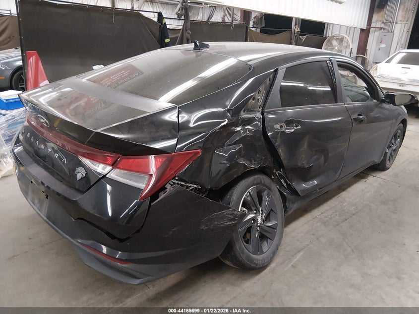 2023 Hyundai Elantra Sel