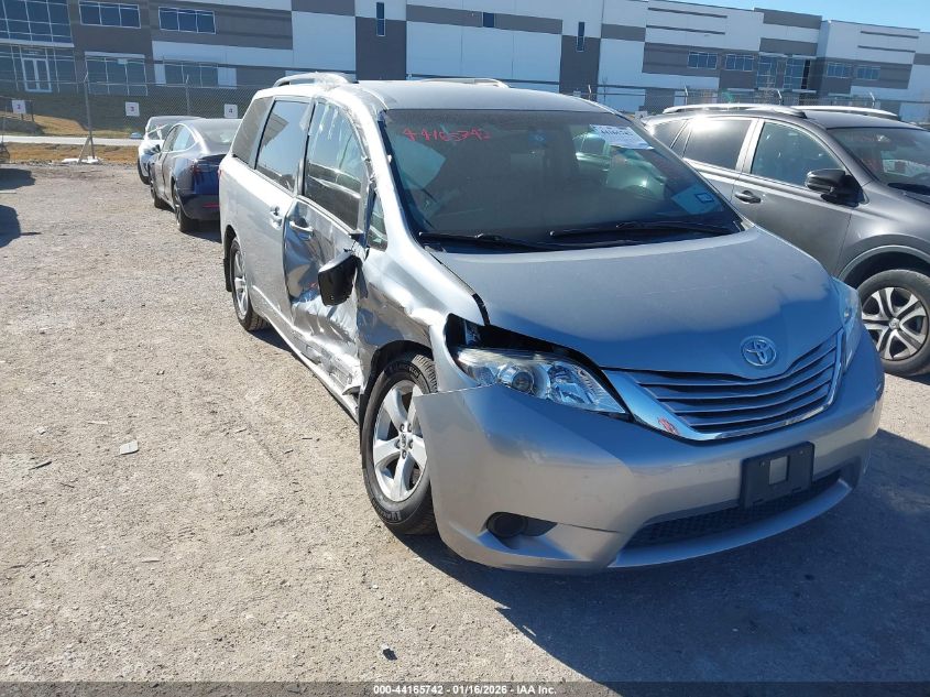 2015 Toyota Sienna Le 8 Passenger