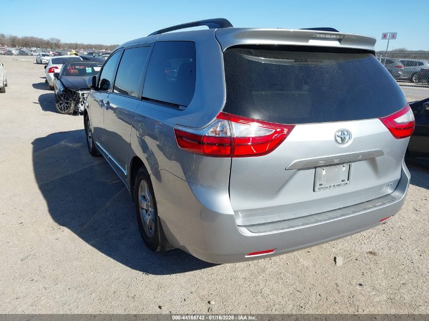 2015 Toyota Sienna Le 8 Passenger