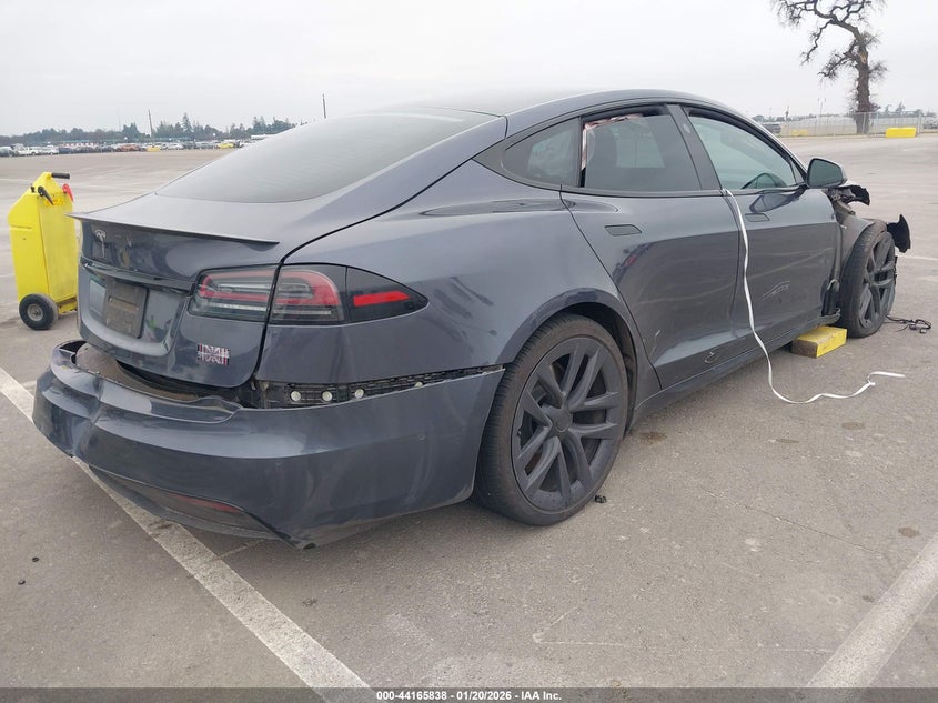 2022 Tesla Model S Plaid Tri Motor All-Wheel Drive