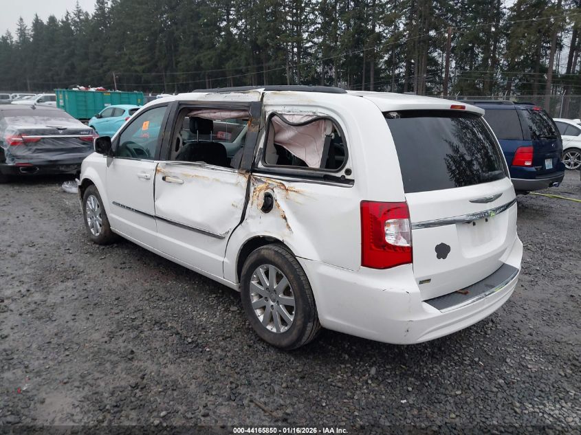 2013 Chrysler Town & Country Touring