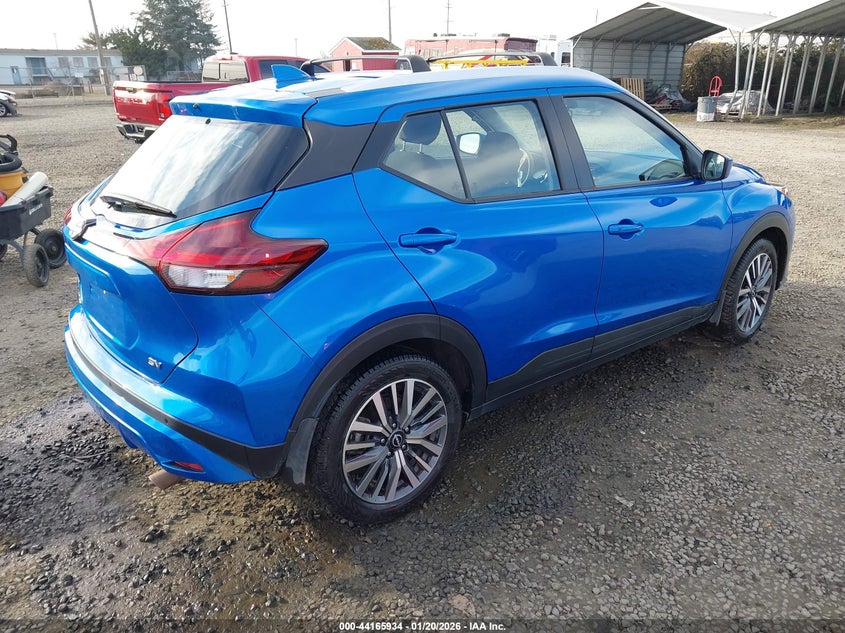 2023 Nissan Kicks Sv Xtronic Cvt