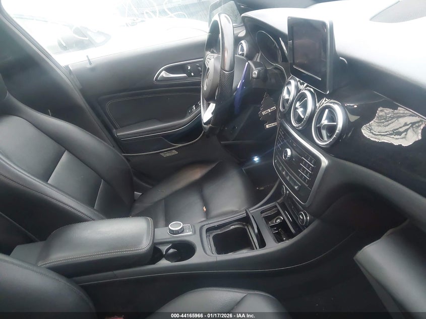 2015 Mercedes-Benz Cla 250