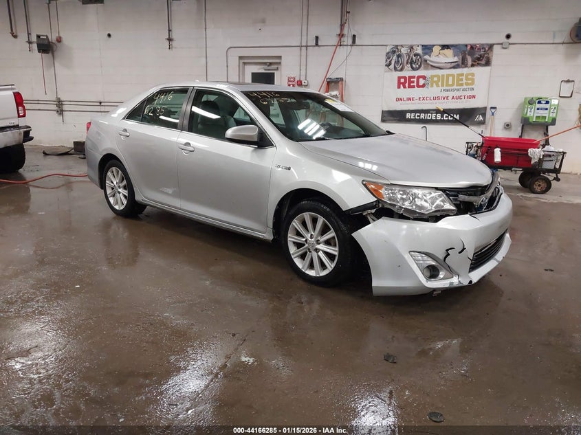 2013 Toyota Camry Hybrid Xle