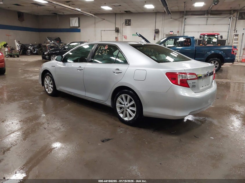 2013 Toyota Camry Hybrid Xle