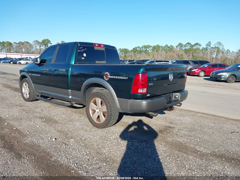 Vin: 1d7rb1gt4bs520349, lot: 44662285, ram ram 1500 slt 20113