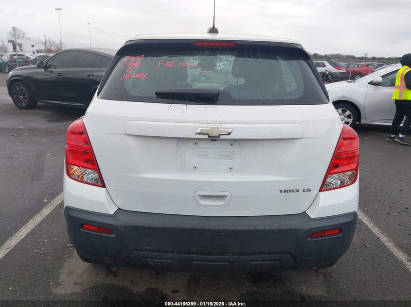 2015 Chevrolet Trax 1Ls VIN: KL7CJKSB2FB063924 Lot: 44166389