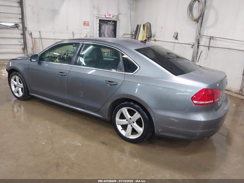 2013 Volkswagen Passat 2.5L Se