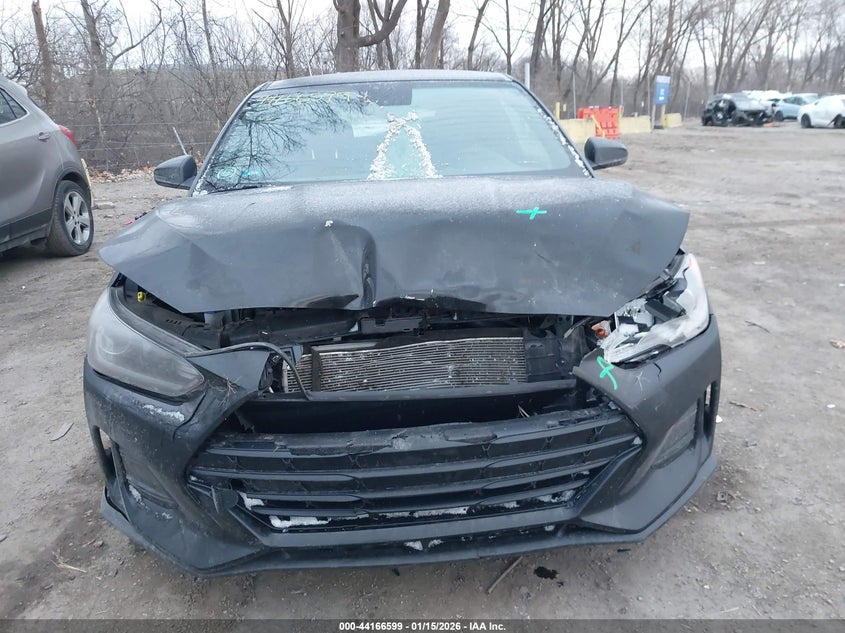 2020 Hyundai Veloster 2.0 VIN: KMHTG6AF7LU030278 Lot: 44166599