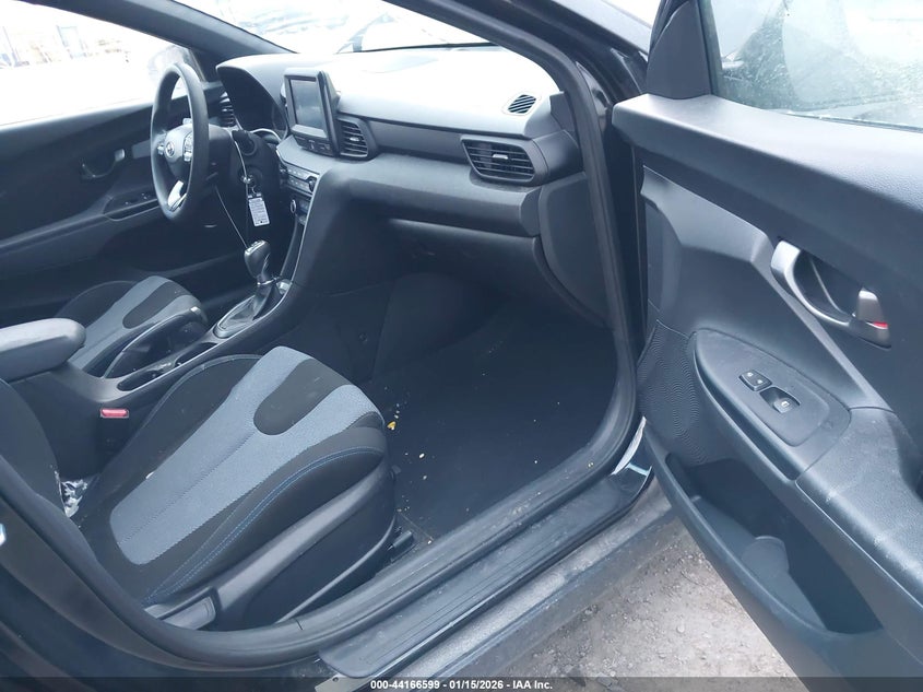 2020 Hyundai Veloster 2.0