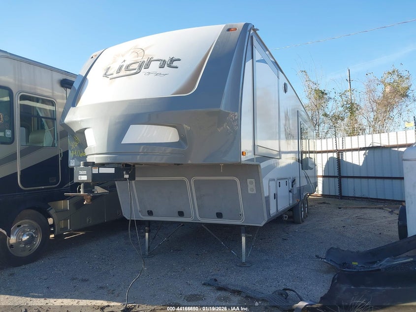 VIN 58TFX3526H3029641 2017 HIGHLAND RIDGE RV INC. ( 293RLS