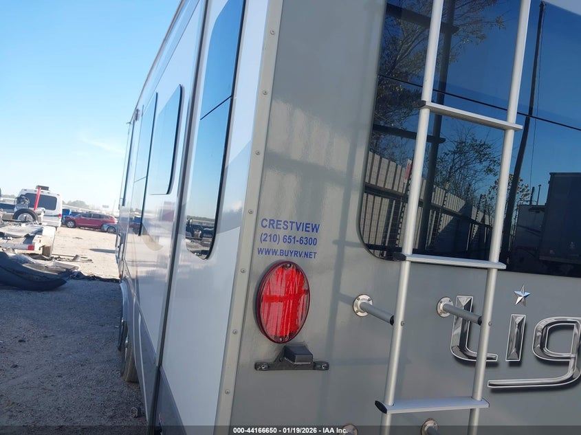VIN 58TFX3526H3029641 2017 HIGHLAND RIDGE RV INC. ( 293RLS