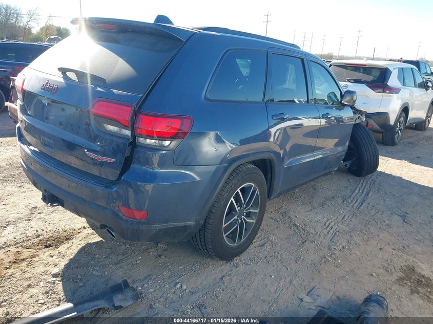 VIN 1C4RJFLG7LC300993 2020 JEEP GRAND CHEROKEE TRAILHAWK 4X4