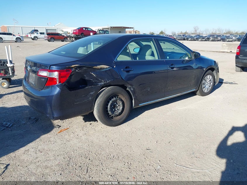 2014 Toyota Camry Le