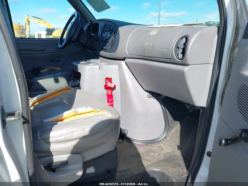 2001 Ford E-350 Super Duty Xl/Xlt