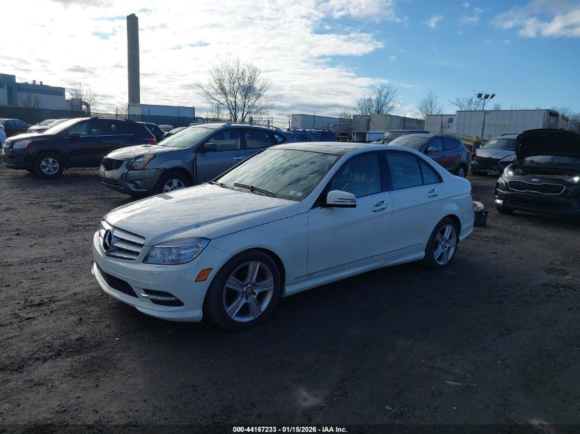 2011 Mercedes-Benz C 300 Luxury 4Matic/Sport 4Matic