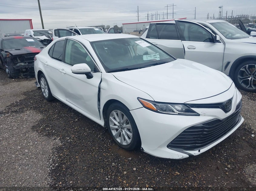 2020 Toyota Camry Le