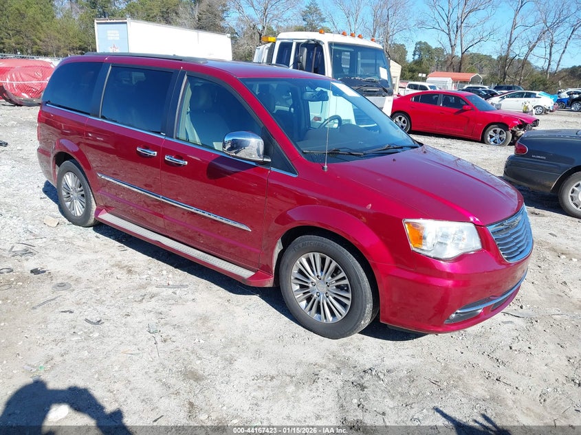 2013 Chrysler Town & Country Touring-L