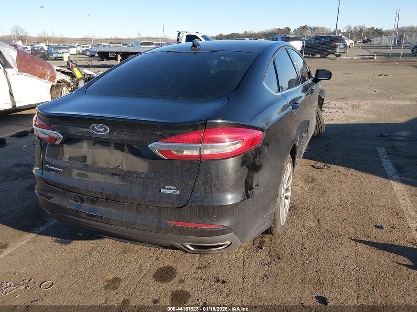 2020 Ford Fusion Se