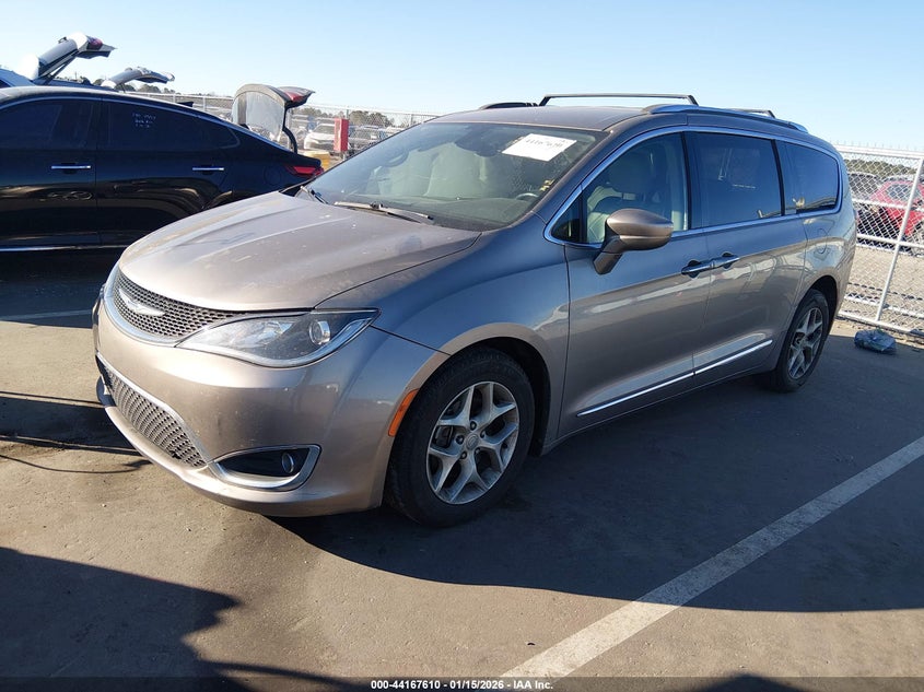 2018 Chrysler Pacifica Touring L Plus