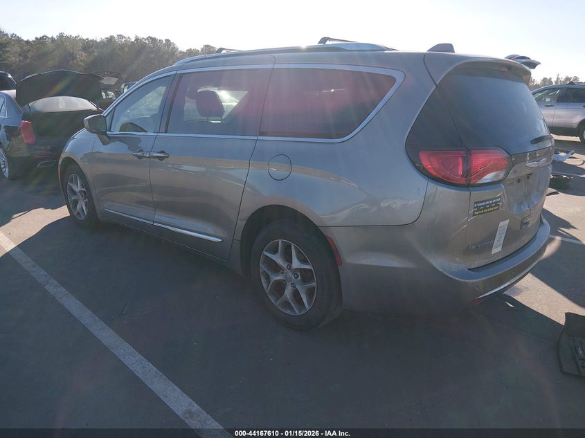 2018 Chrysler Pacifica Touring L Plus