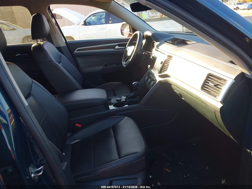 2022 Volkswagen Atlas 3.6L V6 Se W/Technology