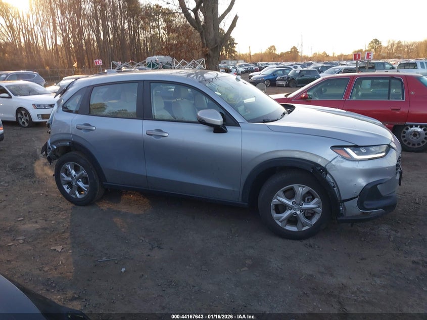 VIN 3CZRZ2H38PM727699 2023 HONDA HR-V AWD LX