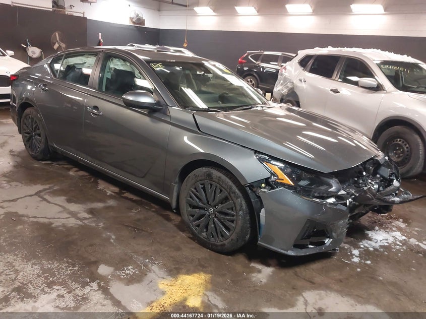 2025 Nissan Altima Sv Fwd