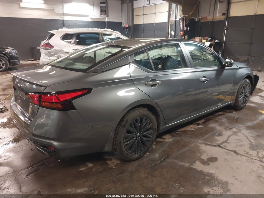 2025 Nissan Altima Sv Fwd